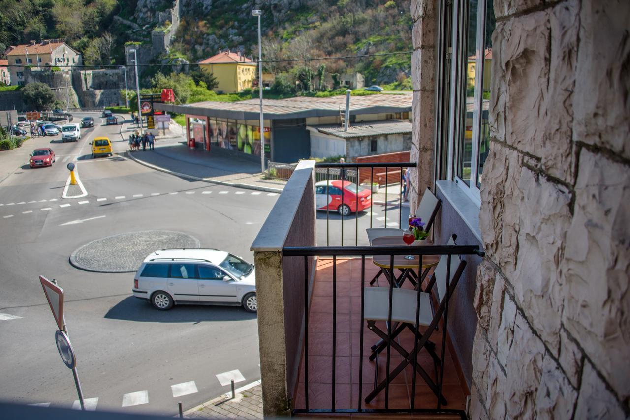 Apartman Dijana Kotor Eksteriør billede