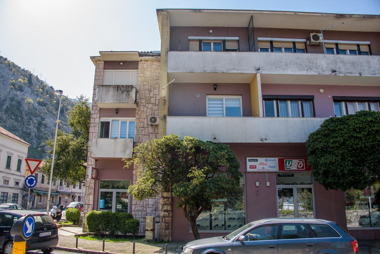 Apartman Dijana Kotor Eksteriør billede